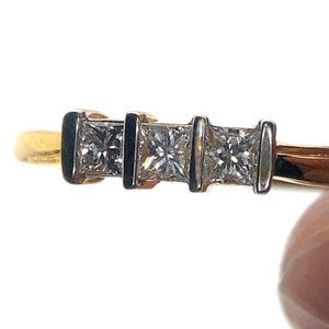 Diamonds .19ct Solid 14K Yellow Gold Multistone Ring